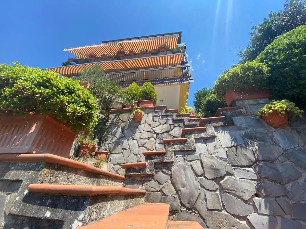 Collimare Rooms & Sailing Near 5 Terre Vezzano Ligure